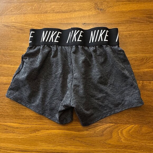 NIKE Dri-Fit Athletic Shorts Girls XS 6X Gray Logo Waistband Gym Volleyball Yoga - Picture 2 of 5